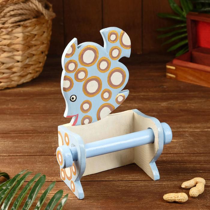 Держатель для туалетной бумаги "Рыбка голубая" дерево 18х10х25
Держатель для туалетной бумаги "Рыбка голубая" дерево 18х10х25