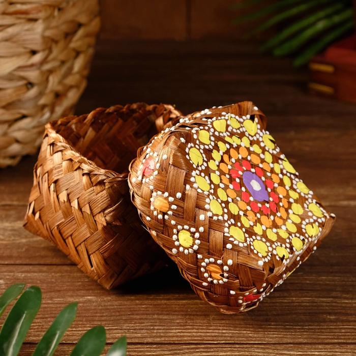 Корзинка бамбуковая "Яркая" 9х9х9 см
Корзинка бамбуковая "Яркая" 9х9х9 см