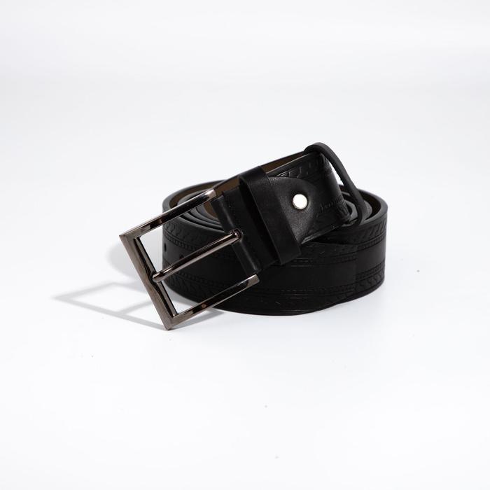 Ремень мужской, ширина 4,2 см, Великан, винт, пряжка металл, цвет чёрный
Ремень мужской, ширина 4,2 см, Великан, винт, пряжка металл, цвет чёрный