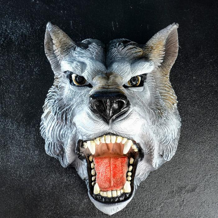 Подвесной декор "Голова Волка" 38х30х29см
Подвесной декор "Голова Волка" 38х30х29см