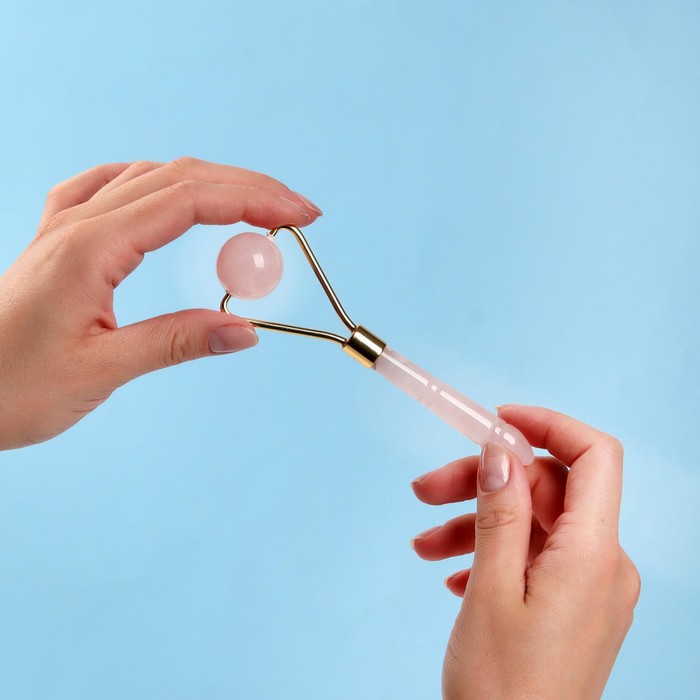 Массажёр для лица и зоны декольте «Шар», 14,4 × 4,5 см, розовый кварц
Массажёр для лица и зоны декольте «Шар», 14,4 × 4,5 см, розовый кварц