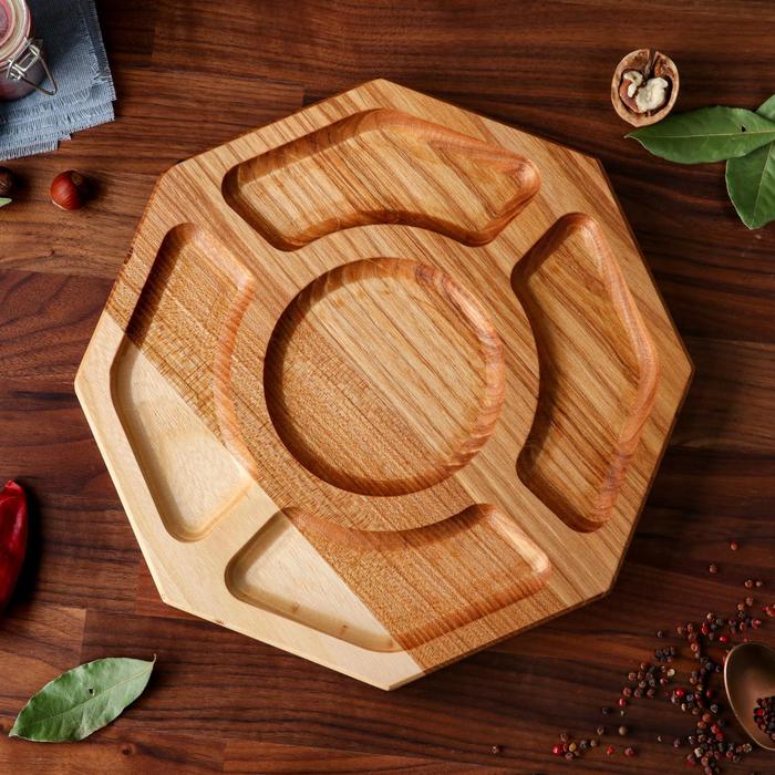 Менажница деревянная "Классическая", с разделочной доской, d=30 см, массив ясеня 
Менажница деревянная "Классическая", с разделочной доской, d=30 см, массив ясеня