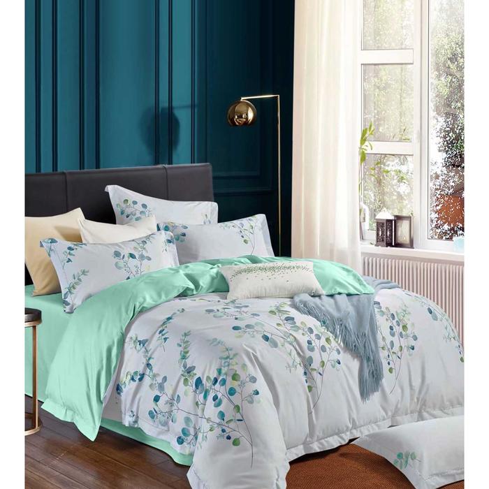 КПБ «Кастель» евро, размер 240х260 см, 200х220 см, 52х74 см-2 шт, 70х70 см-2 шт
КПБ «Кастель» евро, размер 240х260 см, 200х220 см, 52х74 см-2 шт, 70х70 см-2 шт