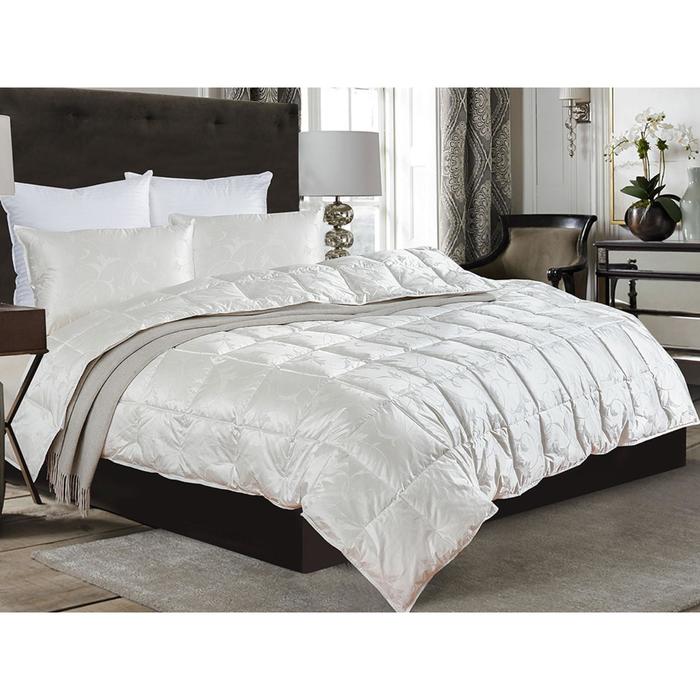 Пуховое одеяло Angelo, размер 220х240 см, цвет молочный
Пуховое одеяло Angelo, размер 220х240 см, цвет молочный