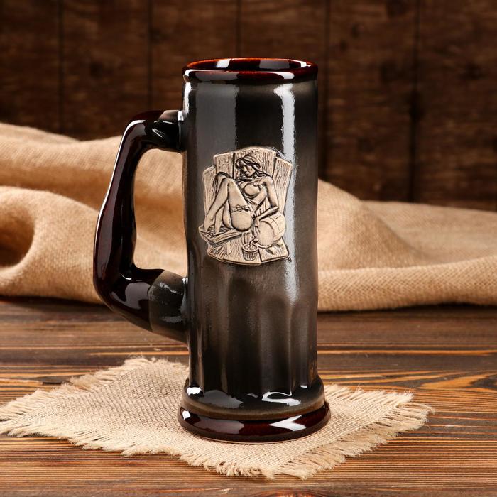 Пивной бокал "Банная дама", серый, 0.75 л
Пивной бокал "Банная дама", серый, 0.75 л