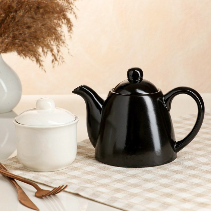 Чайный набор "Инь-Янь", чёрно-белая, чайник 0.7 л, сахарница 0.3 л
Чайный набор "Инь-Янь", чёрно-белая, чайник 0.7 л, сахарница 0.3 л