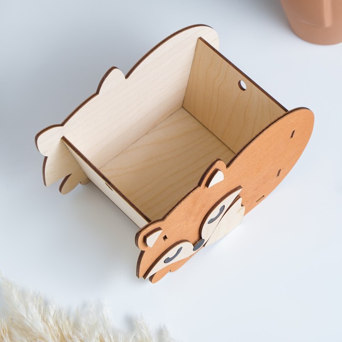 Кашпо деревянное для цветов "Лисичка", оранжевый, 21,1х9,4х13,5 см 
Кашпо деревянное для цветов "Лисичка", оранжевый, 21,1х9,4х13,5 см