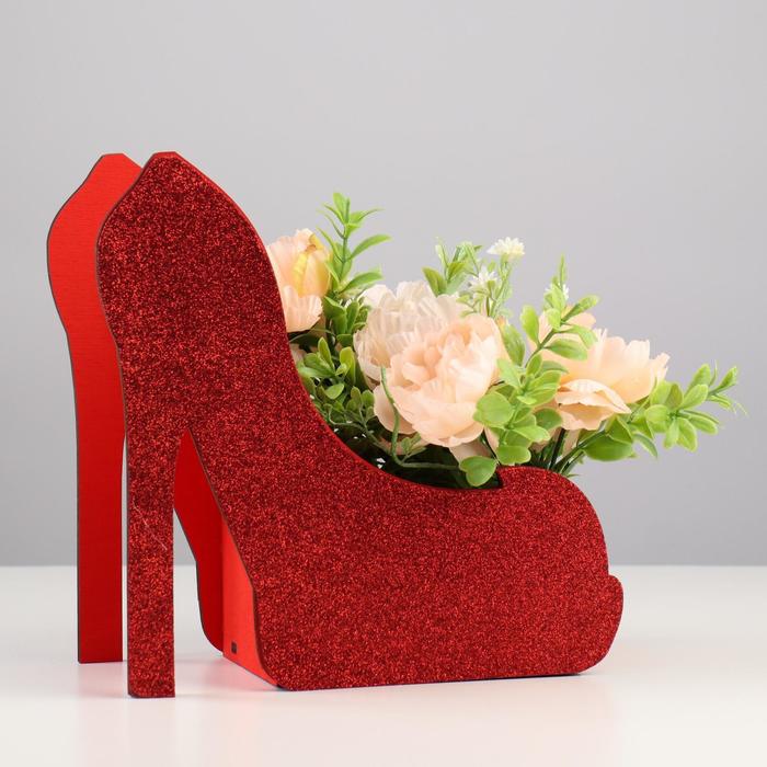 Кашпо деревянное "Каблук"блестящее, красное, 20,2х9,8х20 см
Кашпо деревянное "Каблук"блестящее, красное, 20,2х9,8х20 см