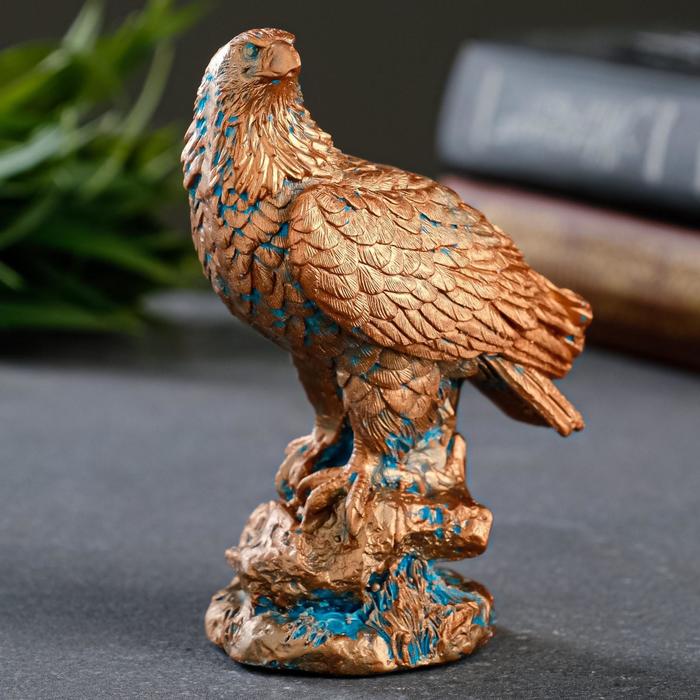 Фигура "Орел на камне" окисленная медь, 10,5см
Фигура "Орел на камне" окисленная медь, 10,5см