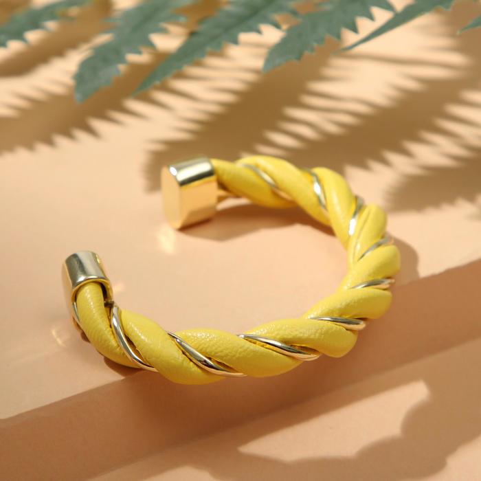 Браслет "Каркас" завиток, цвет жёлтый в золоте, d=5 см
Браслет "Каркас" завиток, цвет жёлтый в золоте, d=5 см