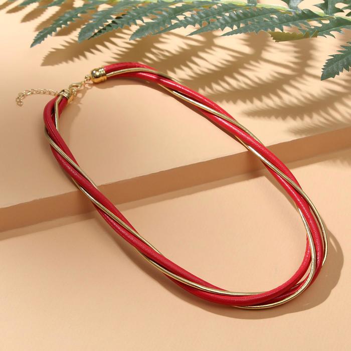 Колье "Завиток" линия, цвет красный в золоте, 50см 
Колье "Завиток" линия, цвет красный в золоте, 50см