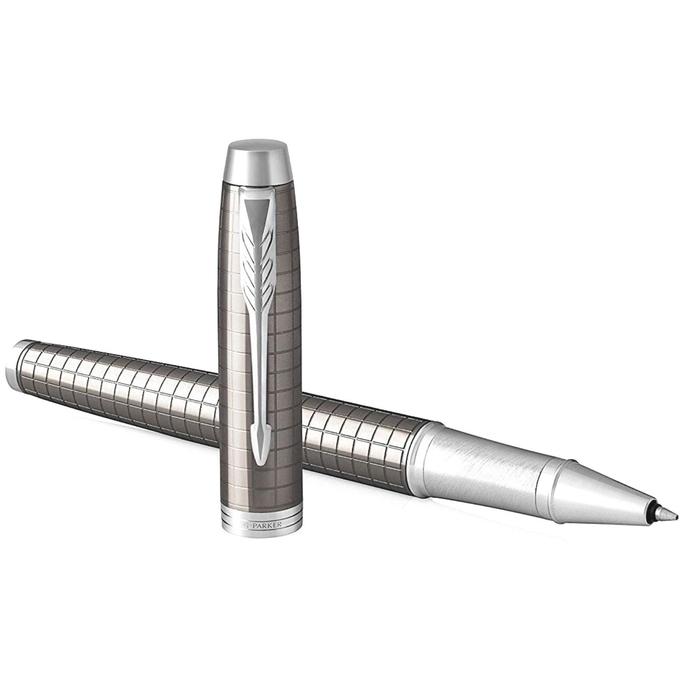 Ручка-роллер Parker IM Premium T322 Dark Espresso CT F 0.5 мм, корпус из латуни, чёрные чернила 
Ручка-роллер Parker IM Premium T322 Dark Espresso CT F 0.5 мм, корпус из латуни, чёрные чернила