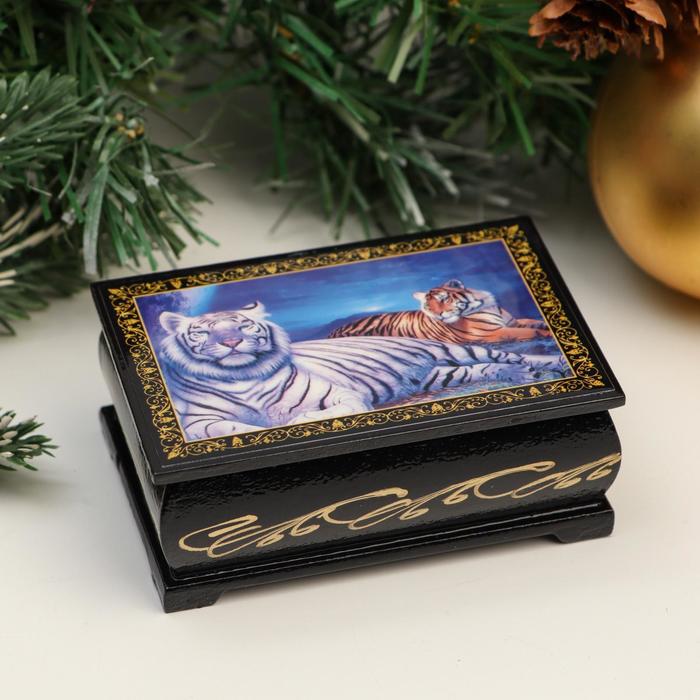 Шкатулка «Тигры», 6х9 см, лаковая миниатюра
Шкатулка «Тигры», 6х9 см, лаковая миниатюра
