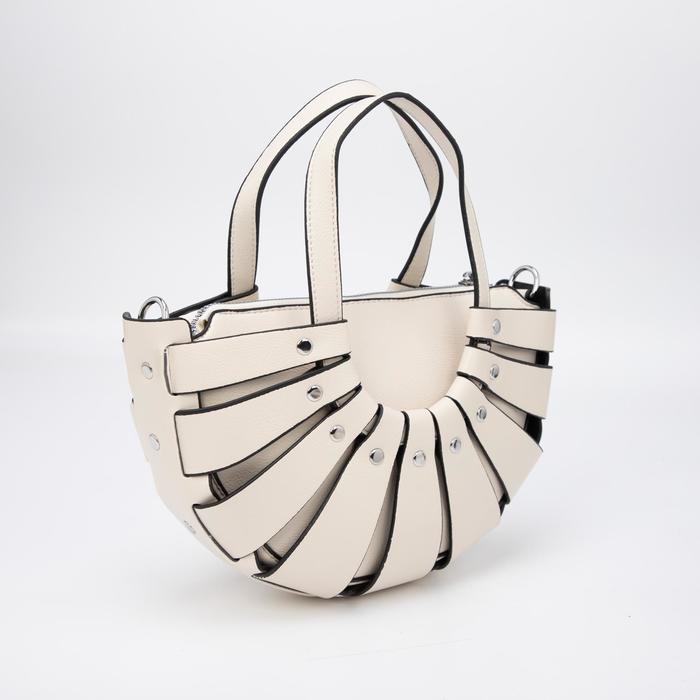 Сумка-тоут, отдел на молнии, длинный ремень, цвет белый
Сумка-тоут, отдел на молнии, длинный ремень, цвет белый