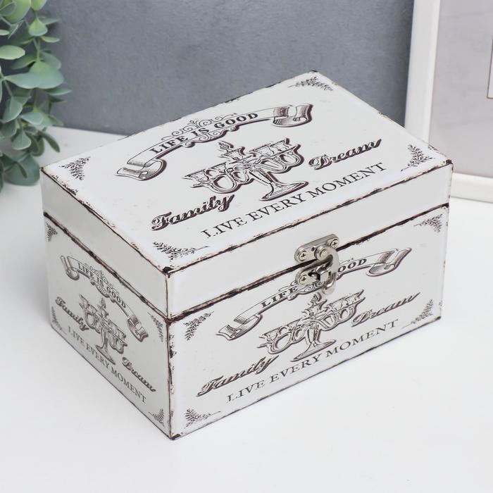 Шкатулка дерево кожзам "Канделябр. Живи каждым мгновением" 10х12х18 см
Шкатулка дерево кожзам "Канделябр. Живи каждым мгновением" 10х12х18 см