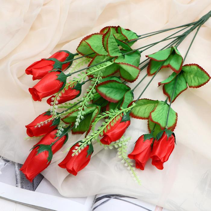 Букет "Розы с веточками" 53 см (размер бутона 5х3 см) микс
Букет "Розы с веточками" 53 см (размер бутона 5х3 см) микс