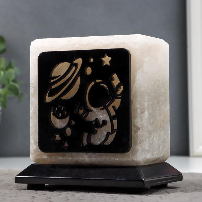 Соляной светильник "Космонавт" E14 15Вт диммер бел. соль 1,5-1,7 кг 12х7х13 см
Соляной светильник "Космонавт" E14 15Вт диммер бел. соль 1,5-1,7 кг 12х7х13 см