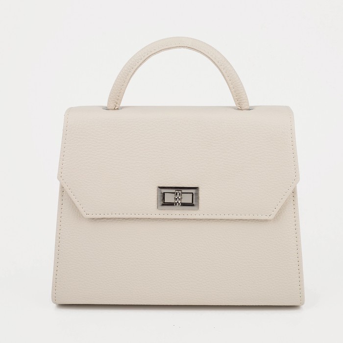 Сумка-мессенджер, отдел на клапане, наружный карман, длинный ремень, цвет бежевый
Сумка-мессенджер, отдел на клапане, наружный карман, длинный ремень, цвет бежевый