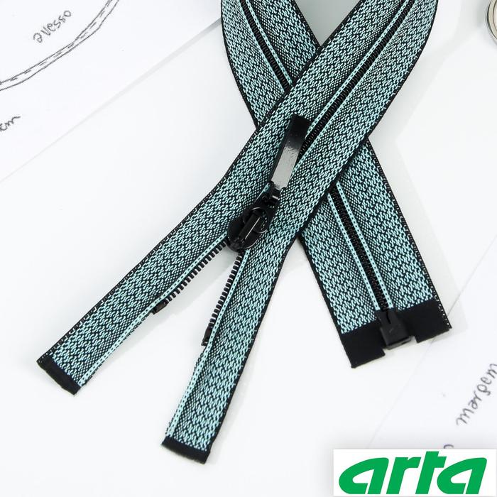 Молния «Спираль», Т6, разъёмная, 50 см, декоративная тесьма меланж, цвет бирюзово-чёрный №D533M 
Молния «Спираль», Т6, разъёмная, 50 см, декоративная тесьма меланж, цвет бирюзово-чёрный №D533M