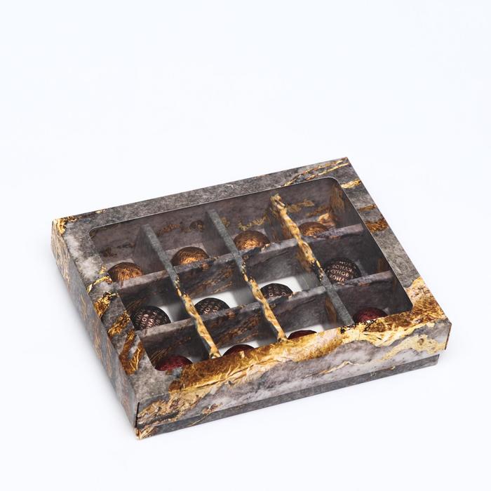 Коробка для конфет, 12 шт, "Золотой песок", 19 х 15 х 3,6 см
Коробка для конфет, 12 шт, "Золотой песок", 19 х 15 х 3,6 см