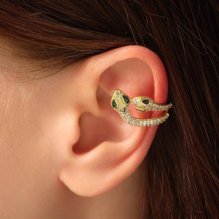 Серьга "Каффа" две змейки, зелёно-белый в золоте
Серьга "Каффа" две змейки, зелёно-белый в золоте