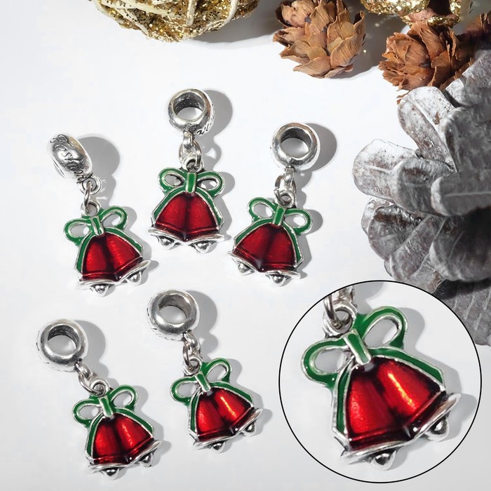 Подвеска "Новогодние колокольчики", цвет красно-зелёный в серебре
Подвеска "Новогодние колокольчики", цвет красно-зелёный в серебре