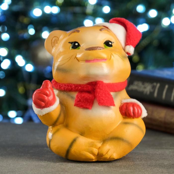 Копилка "Тигр с лапкой новогодний" 16см
Копилка "Тигр с лапкой новогодний" 16см