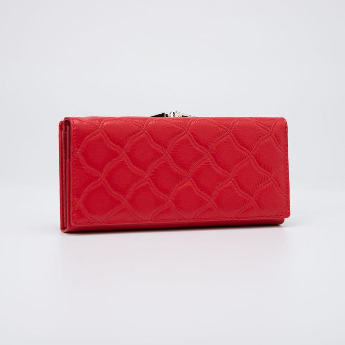 Кошелёк женский, 3 отдел на магнитах, цвет красный
Кошелёк женский, 3 отдел на магнитах, цвет красный
