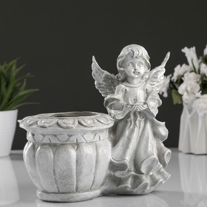 Фигурное кашпо "Ангел со свечей", 0,9 л/20х21,5см
Фигурное кашпо "Ангел со свечей", 0,9 л/20х21,5см
