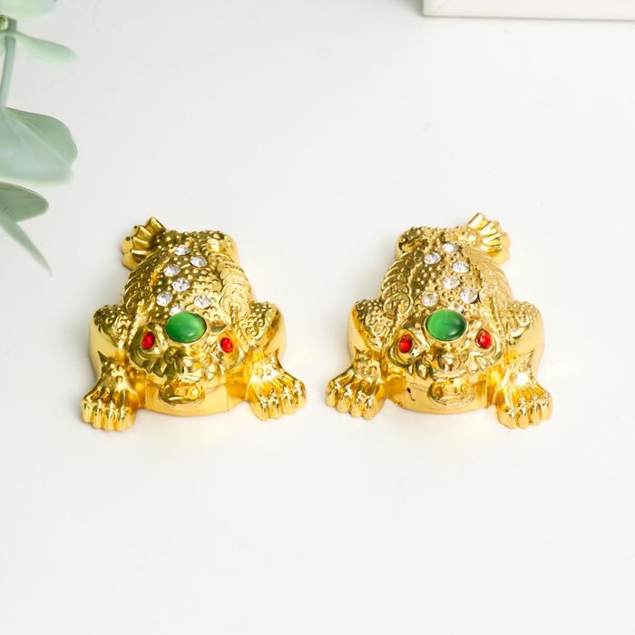 Нэцке полистоун под золото "Денежные жабы с изумрудом" набор 2 шт 2,5х9х13 см
Нэцке полистоун под золото "Денежные жабы с изумрудом" набор 2 шт 2,5х9х13 см