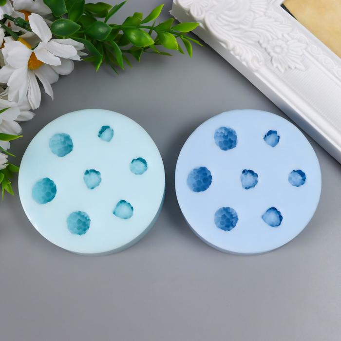 Силиконовая форма «Малина круглая» d 1 ягоды - 1 см ( на форме 7 ягод) МИКС
Силиконовая форма «Малина круглая» d 1 ягоды - 1 см ( на форме 7 ягод) МИКС