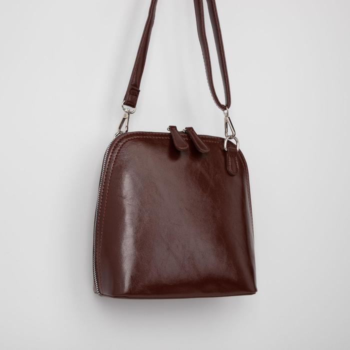 Кросс-боди, отдел на молнии, наружный карман, цвет коричневый
Кросс-боди, отдел на молнии, наружный карман, цвет коричневый