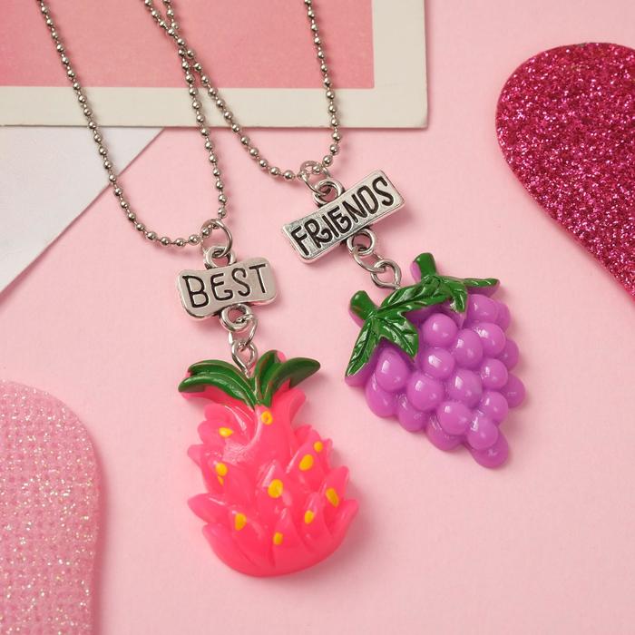 Кулоны неразлучники "Выбражулька", виноград и ананас, 50см, цвет сиренево-розовый в серебре
Кулоны неразлучники "Выбражулька", виноград и ананас, 50см, цвет сиренево-розовый в серебре