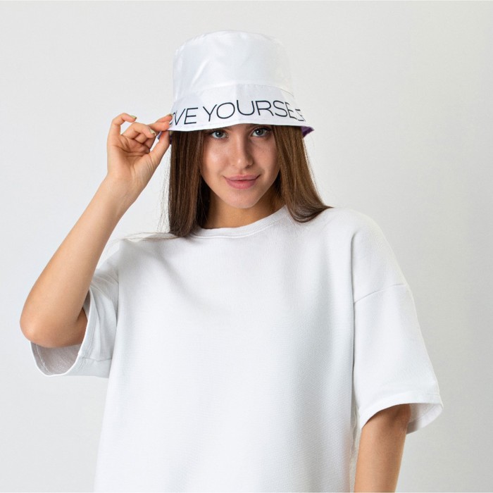 Панама Love, цвет белый, 56-58 рр.
Панама Love, цвет белый, 56-58 рр.