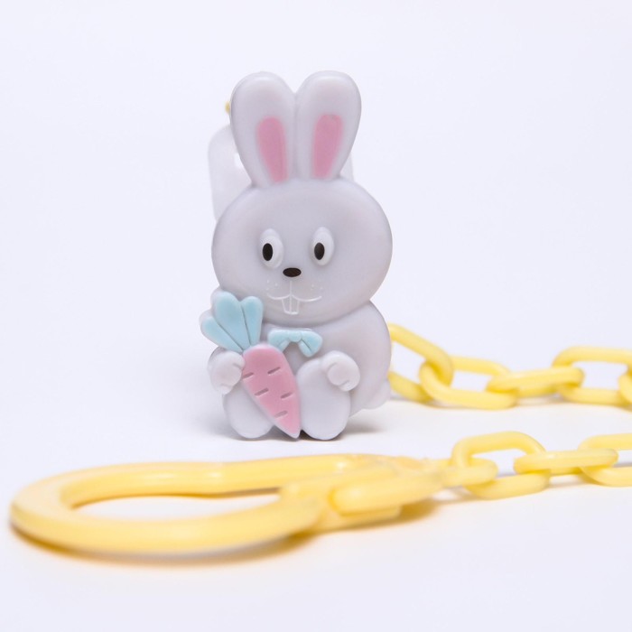 Клипса-держатель для пустышек на цепочке «Заяц»
Клипса-держатель для пустышек на цепочке «Заяц»
