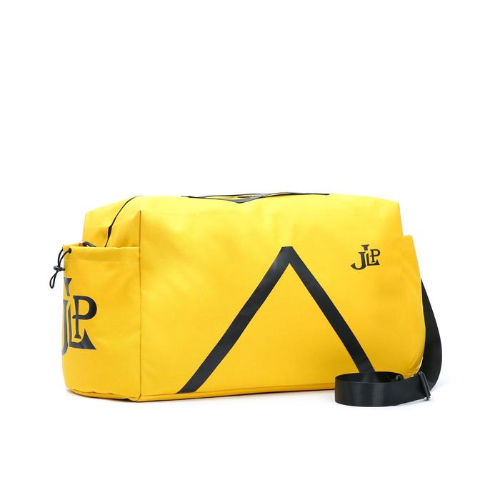 Сумка дорожная, отдел на молнии, 2 наружных кармана, длинный ремень, цвет жёлтый
Сумка дорожная, отдел на молнии, 2 наружных кармана, длинный ремень, цвет жёлтый