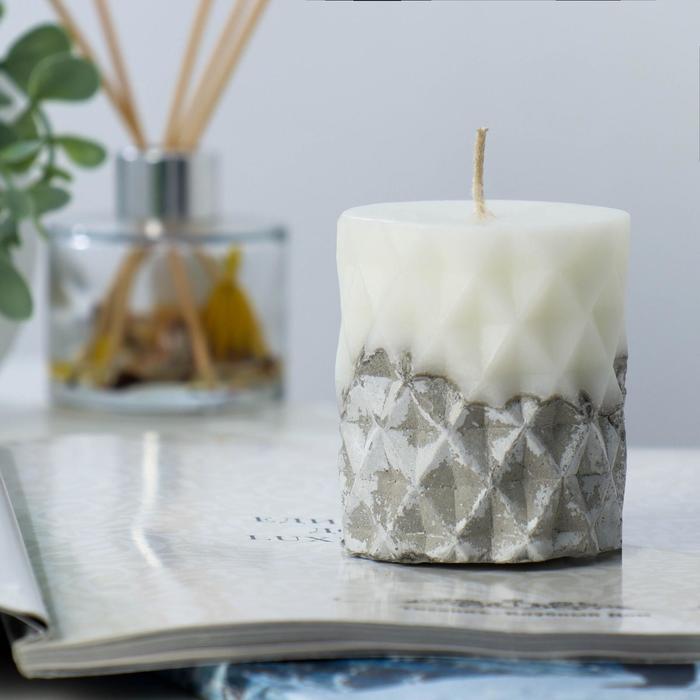 Свеча интерьерная на бетоне "Геометрия", 6,7х7,5 см
Свеча интерьерная на бетоне "Геометрия", 6,7х7,5 см