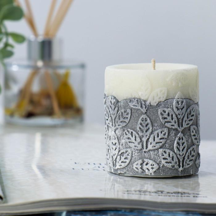 Свеча интерьерная на бетоне с узорами "Листопад", 6,3х7 см
Свеча интерьерная на бетоне с узорами "Листопад", 6,3х7 см