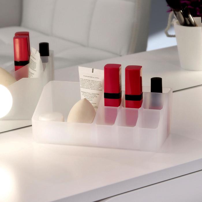 Органайзер для хранения маникюрных/косметических принадлежностей, 9 секций, 17 × 8,3 × 6 см, цвет белый
Органайзер для хранения маникюрных/косметических принадлежностей, 9 секций, 17 × 8,3 × 6 см, цвет белый