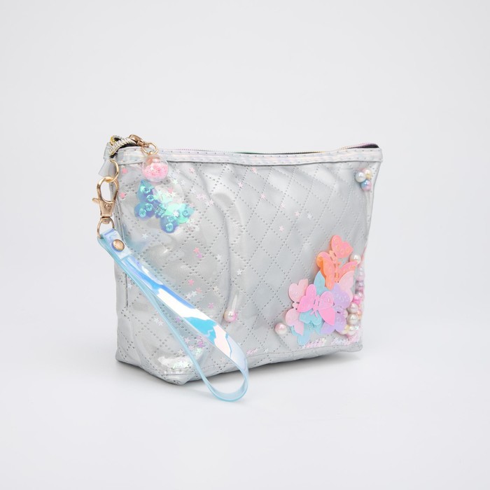 Косметичка на молнии, с ручкой, цвет серебристый
Косметичка на молнии, с ручкой, цвет серебристый