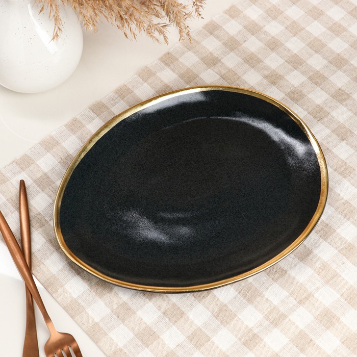 Тарелка подстановочная "Овальная", графит голд, глянец, 22*26 см
Тарелка подстановочная "Овальная", графит голд, глянец, 22*26 см