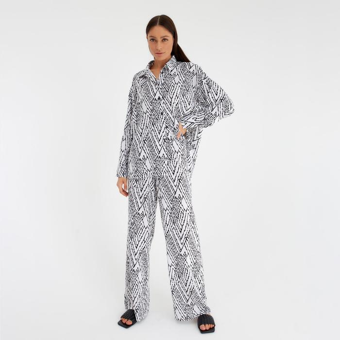 Костюм женский (рубашка и брюки) MIST р. 50, белый
Костюм женский (рубашка и брюки) MIST р. 50, белый