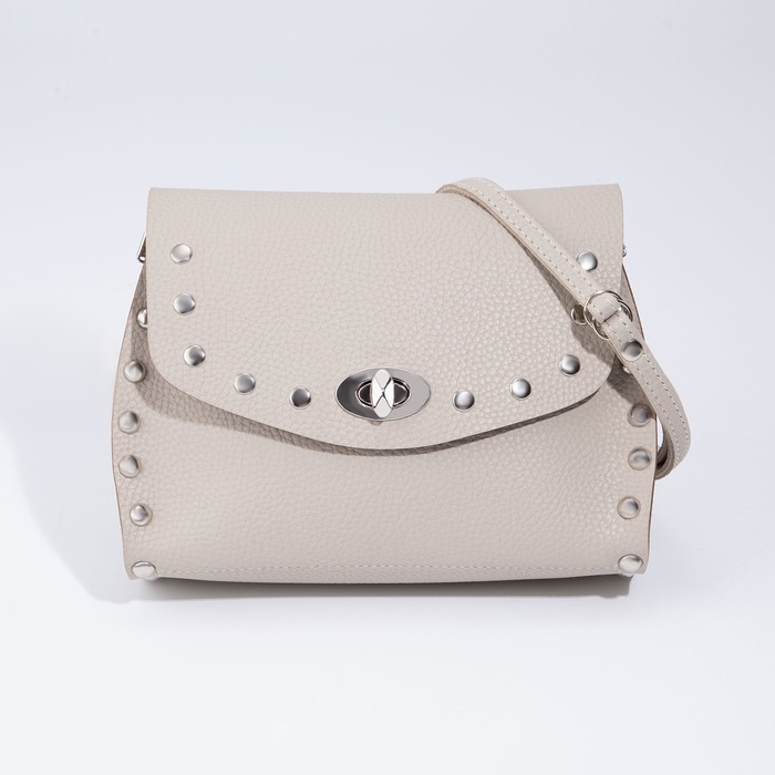 Сумка-мессенджер на клапане, наружный карман, длинный ремень, цвет светло-серый
Сумка-мессенджер на клапане, наружный карман, длинный ремень, цвет светло-серый