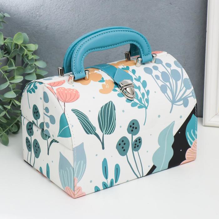 Шкатулка кожзам для украшений сундучок "Разнотравье" 15х15х22,5 см
Шкатулка кожзам для украшений сундучок "Разнотравье" 15х15х22,5 см