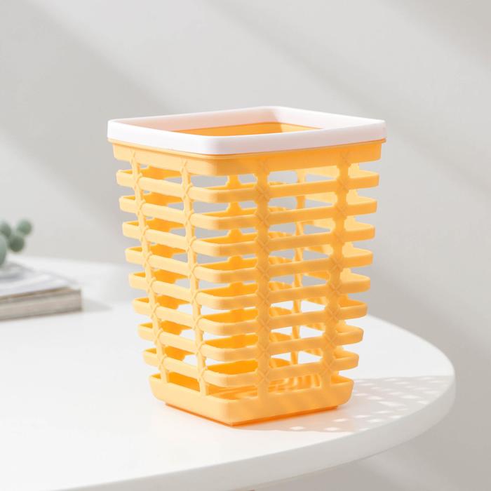 Корзинка пластиковая для хранения «Ориджин», 9×9×12 см, цвет МИКС
Корзинка пластиковая для хранения «Ориджин», 9×9×12 см, цвет МИКС