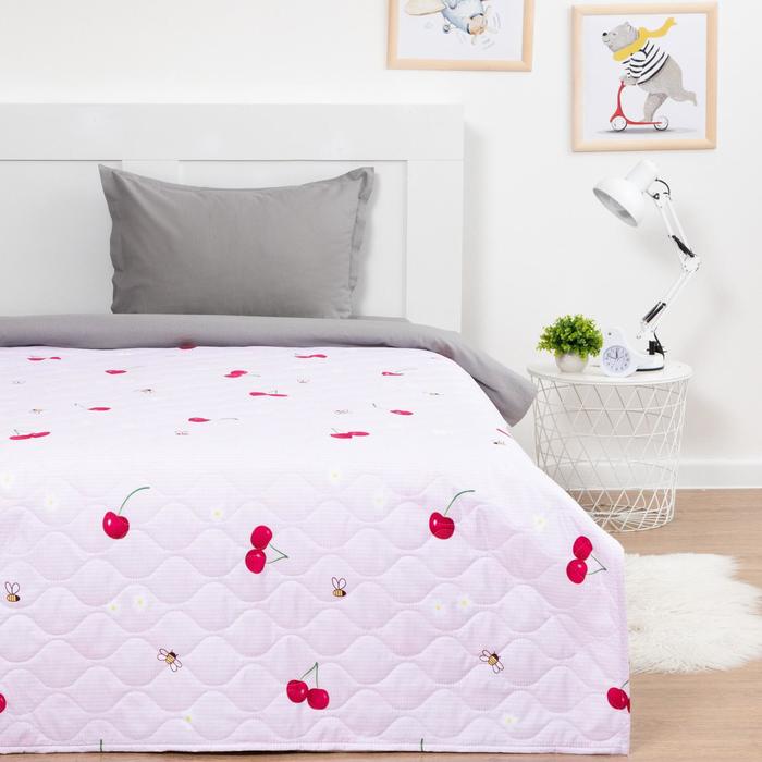 Покрывало LoveLife 1,5 сп «Вишенки», 145*210 см,100% п/э, микрофибра 
Покрывало LoveLife 1,5 сп «Вишенки», 145*210 см,100% п/э, микрофибра