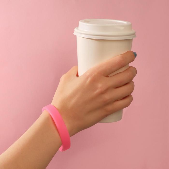 Силиконовый браслет "Светонакопительный", цвет розовый, 20 см
Силиконовый браслет "Светонакопительный", цвет розовый, 20 см