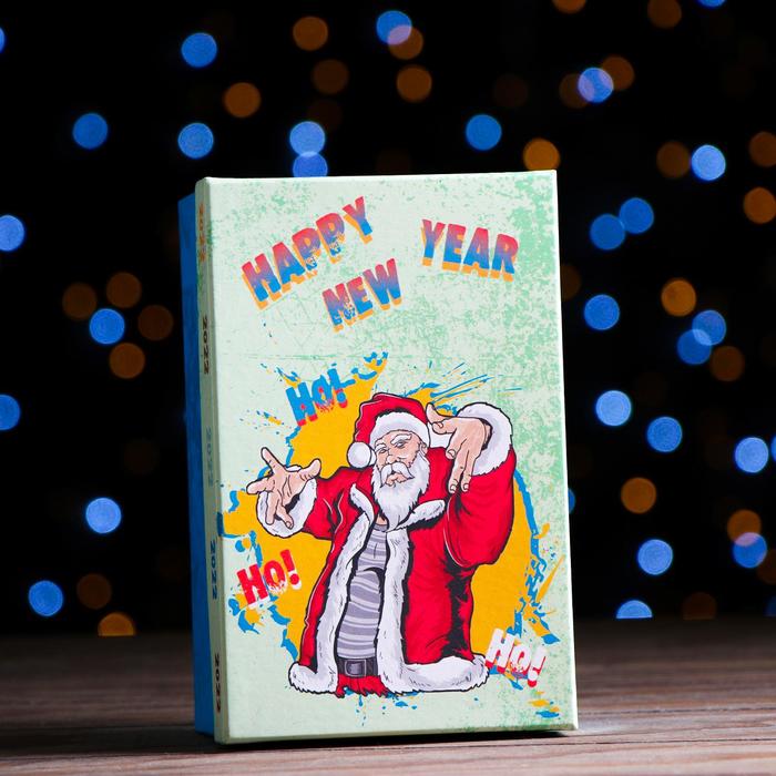 Подарочная коробка "Санта", 17,5 х 11 х 7 см 
Подарочная коробка "Санта", 17,5 х 11 х 7 см