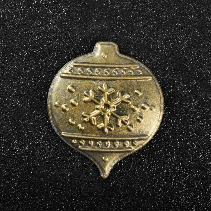 Фигура с подвесом "Капелька" латунь, 10х8 см
Фигура с подвесом "Капелька" латунь, 10х8 см