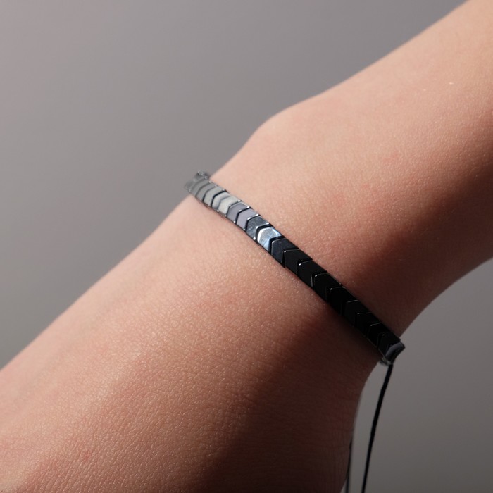 Браслет "Гематит" чешуйка, цвет тёмно-серый, 7 см
Браслет "Гематит" чешуйка, цвет тёмно-серый, 7 см